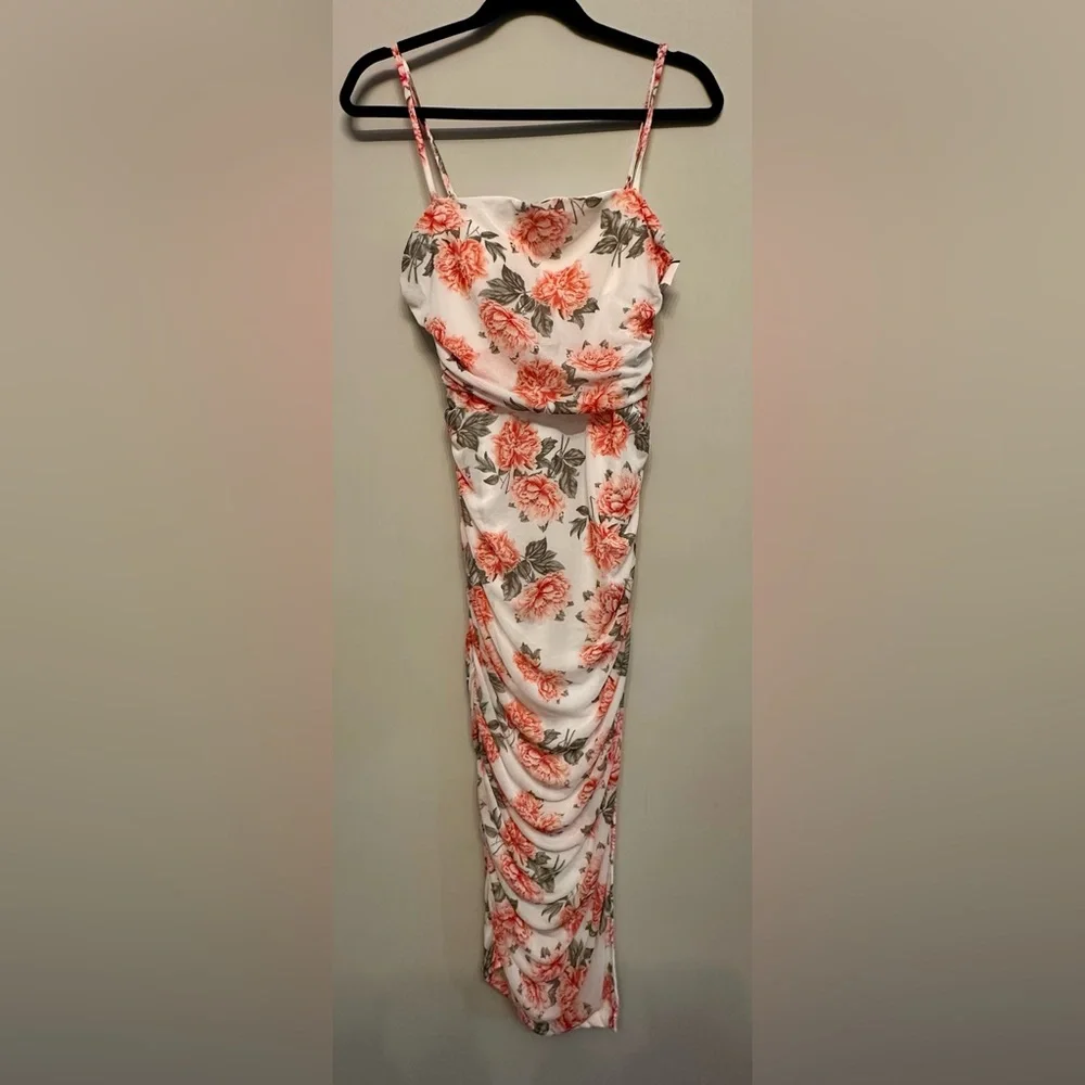 NWT Floral Midi Dress with Pink and Green Accents Medium - Picture 3 of 10